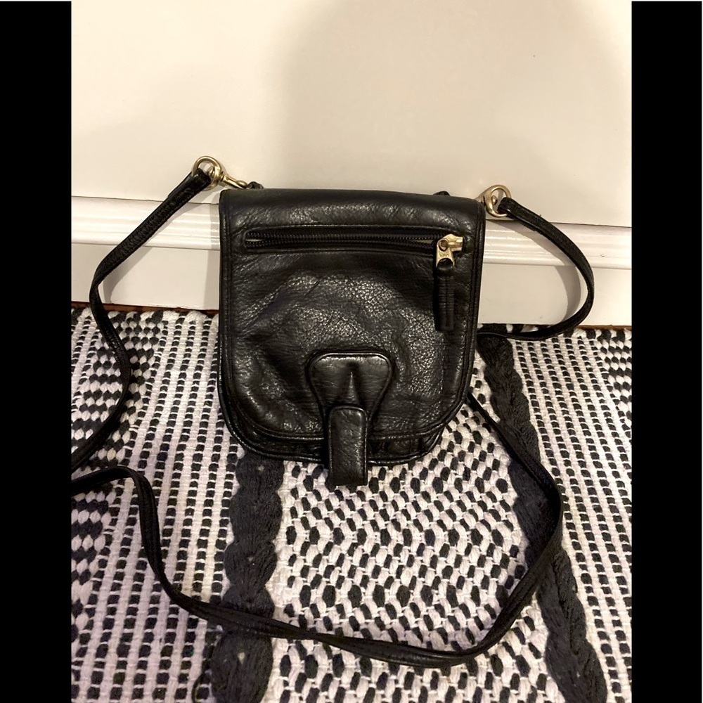 JPourse Black Leather Crossbody Purse